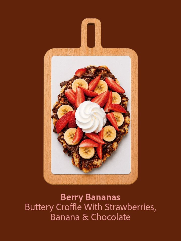 Berry Bananas: croffle with strawberries, banana and chocolate